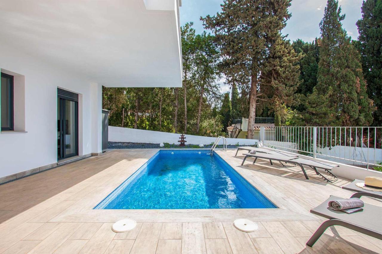 Вилла Capistrano Garden, Piscina Privada Y Vistas Al Mar Нерха Экстерьер фото